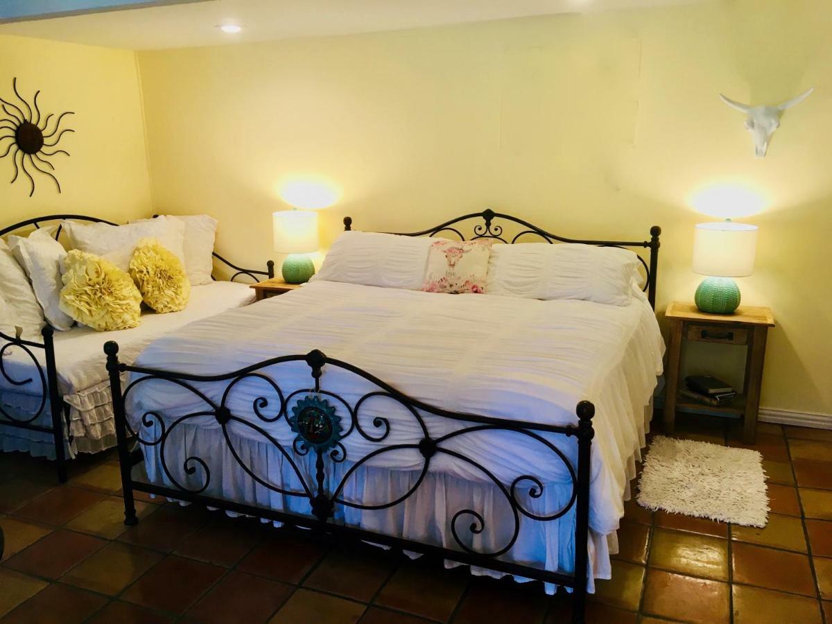 Casa Del Sol Bed And Breakfast Лейкуэй Экстерьер фото